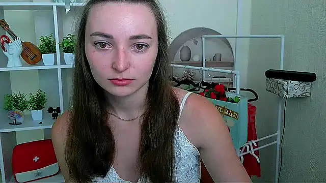 Snapshot of _Barbie_Kiss_ chatting on July 2, 10:21 am Barbie Kiss online show from July 2, 10:21 am