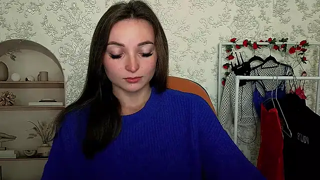  Barbie Kiss  online show from October 3, 2:18 pm