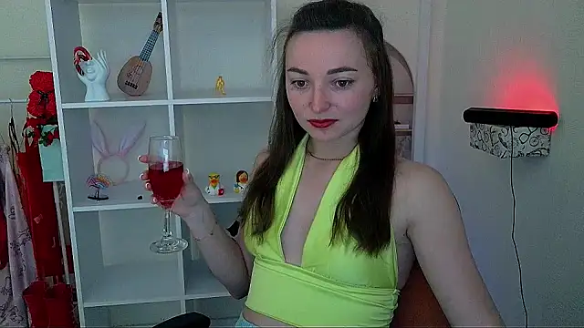  Barbie Kiss  online show from May 26, 4:27 pm