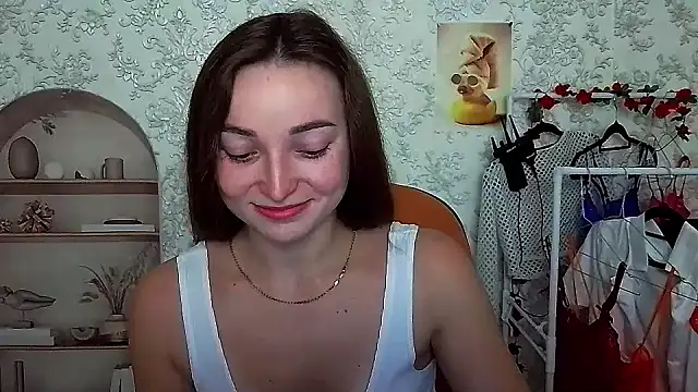  Barbie Kiss  online show from October 12, 2:18 pm