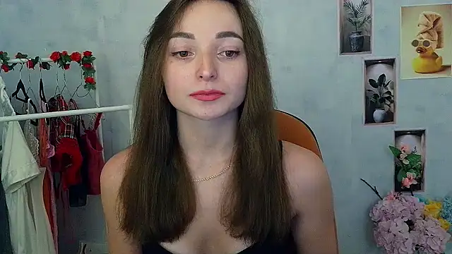  Barbie Kiss  online show from December 15, 6:25 pm