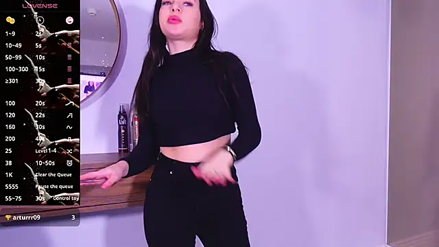 Snapshot of SelenaBell chatting on February 18, 11:52 pm SelenaBell online show from February 18, 11:52 pm