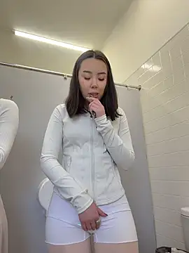 Asian Asami online show from July 4, 2:43 pm