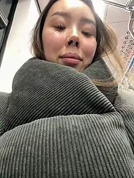 Snapshot of Asian_Asami chatting on January 26, 5:23 pm Asian Asami online show from January 26, 5:23 pm