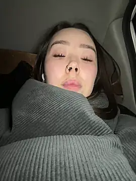 Snapshot of Asian_Asami chatting on January 25, 6:13 pm Asian Asami online show from January 25, 6:13 pm