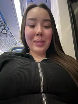 Snapshot of Asian_Asami chatting on March 4, 8:49 pm Asian Asami online show from March 4, 8:49 pm
