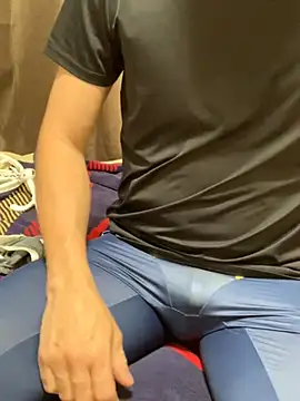 Snapshot of wowowa_3 chatting on December 10, 3:55 pm wowowa 3 online show from December 10, 3:55 pm