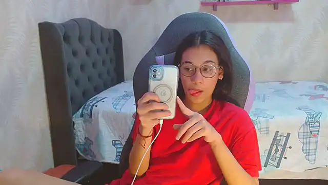 hellen queensex online show from March 14, 10:49 pm