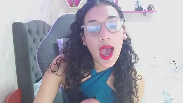 hellen queensex online show from March 11, 3:14 am