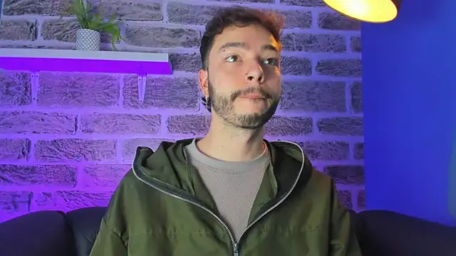 noah ricci online show from April 3, 12:11 pm