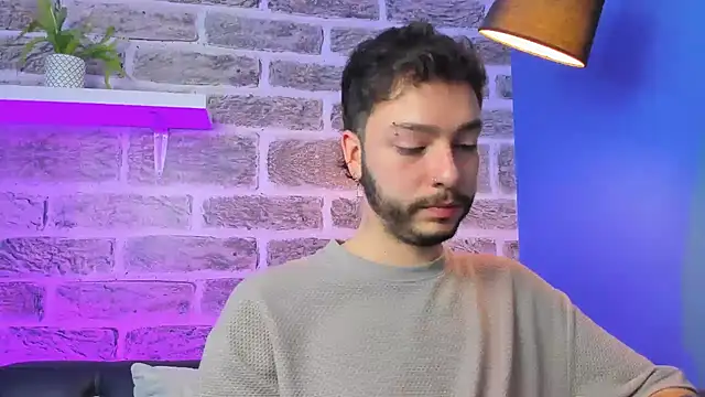 noah ricci online show from April 14, 12:10 pm