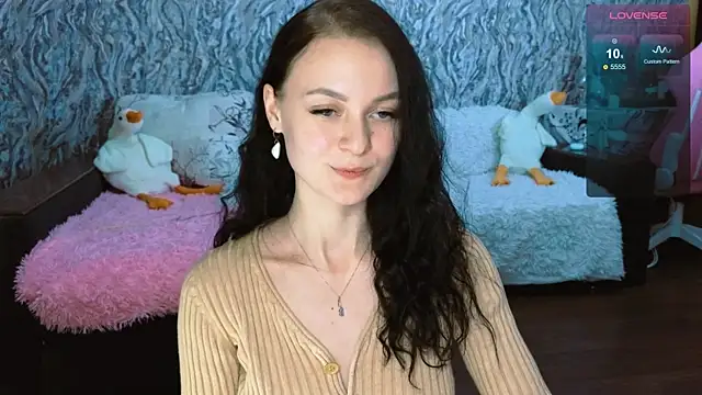 Snapshot of Elfanna chatting on March 13, 8:22 pm Elfanna online show from March 13, 8:22 pm