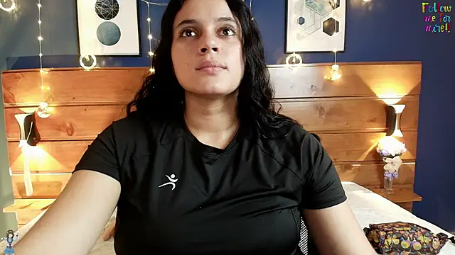 dahiana spark online show from November 13, 8:13 pm