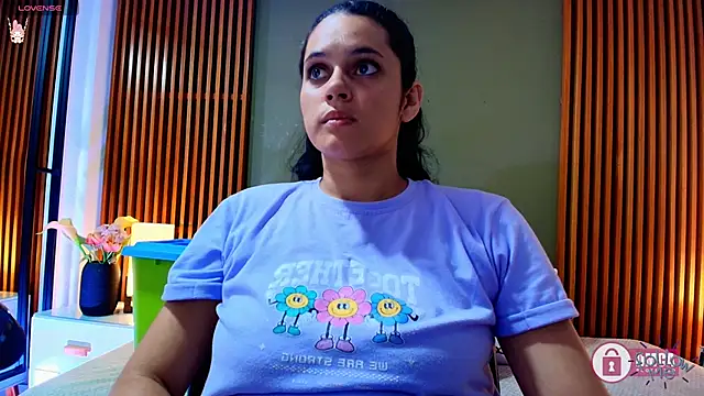 dahiana spark online show from February 25, 7:49 pm
