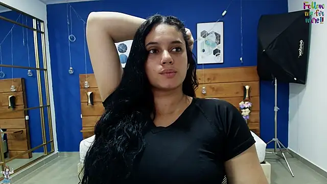 dahiana spark online show from November 10, 8:14 pm