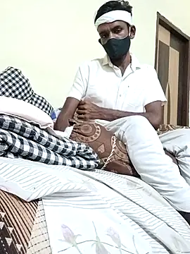 Snapshot of Chocolate_stud10 chatting on March 4, 5:21 pm Chocolate stud10 online show from March 4, 5:21 pm