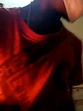 Snapshot of Chocolate_stud10 chatting on February 10, 3:55 pm Chocolate stud10 online show from February 10, 3:55 pm