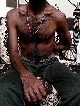 Snapshot of Chocolate_stud10 chatting on November 6, 10:14 pm Chocolate stud10 online show from November 6, 10:14 pm