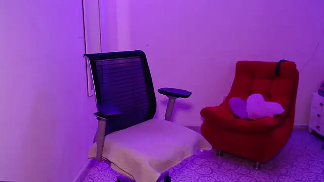 VenussTits97 online show from February 20, 11:28 pm