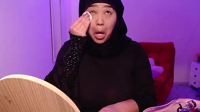 VenussTits97 online show from January 14, 11:30 pm