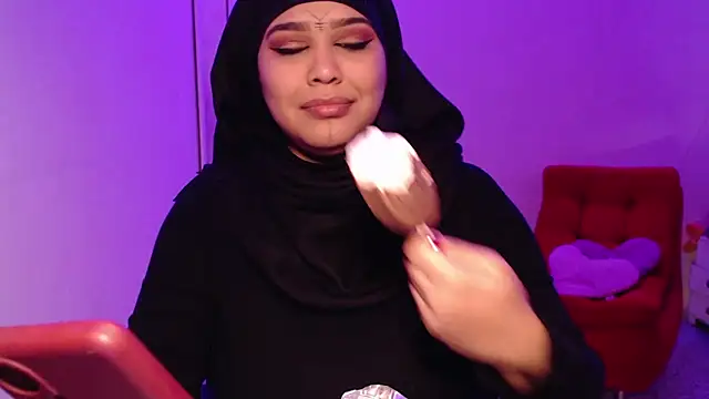 VenussTits97 online show from April 2, 10:27 pm