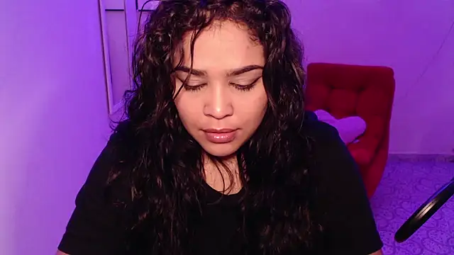 VenussTits97 online show from November 6, 10:03 pm