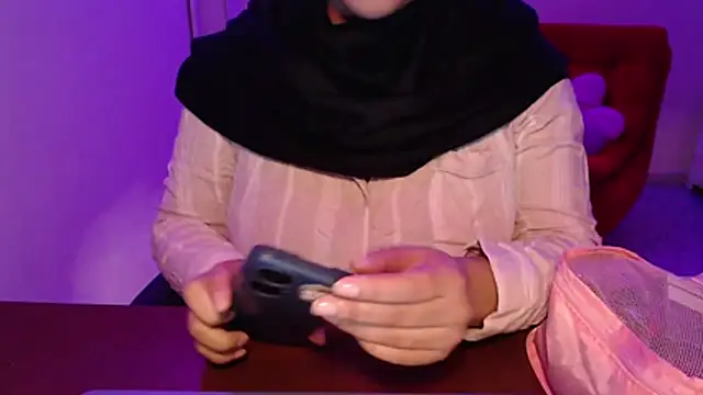 VenussTits97 online show from January 10, 11:44 pm