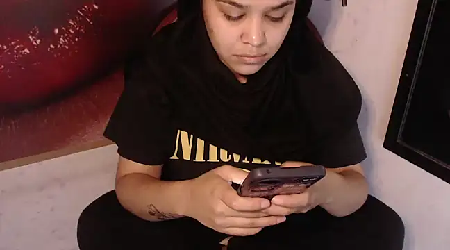 Snapshot of VenussTits97 chatting on December 28, 11:37 pm VenussTits97 online show from December 28, 11:37 pm