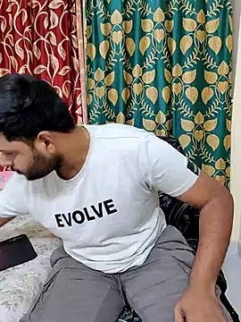 Snapshot of PawanHyd7 chatting on October 24, 6:40 pm PawanHyd7 online show from October 24, 6:40 pm