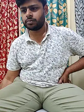 PawanHyd7 online show from February 26, 1:44 pm