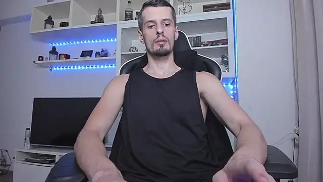 Snapshot of ToddClaytonn chatting on October 10, 6:31 pm ToddClaytonn online show from October 10, 6:31 pm