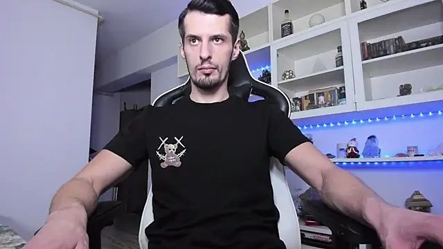 Snapshot of ToddClaytonn chatting on January 23, 2:02 am ToddClaytonn online show from January 23, 2:02 am