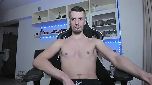 Snapshot of ToddClaytonn chatting on December 2, 5:03 pm ToddClaytonn online show from December 2, 5:03 pm