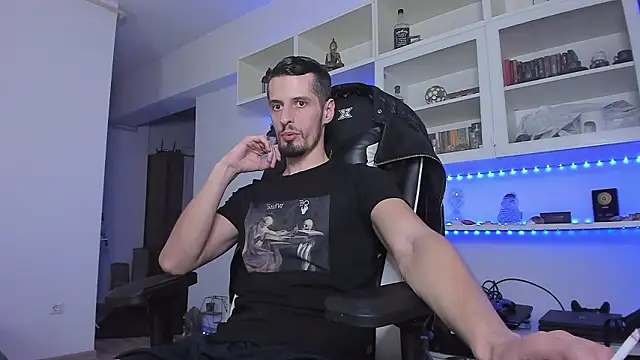 Snapshot of ToddClaytonn chatting on December 6, 1:27 pm ToddClaytonn online show from December 6, 1:27 pm