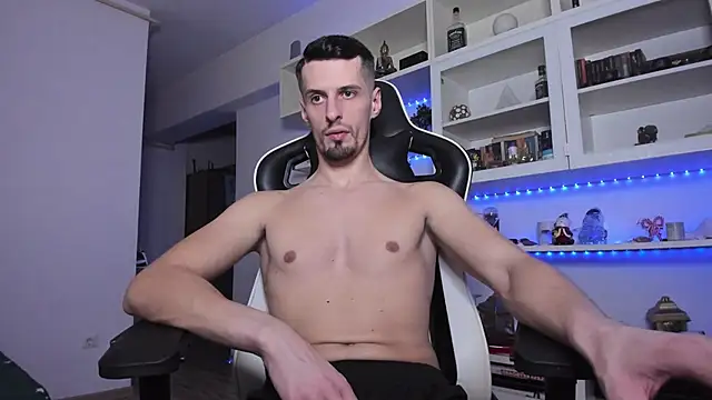 Snapshot of ToddClaytonn chatting on February 2, 1:30 pm ToddClaytonn online show from February 2, 1:30 pm