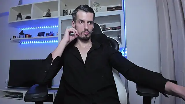 Snapshot of ToddClaytonn chatting on October 14, 10:42 pm ToddClaytonn online show from October 14, 10:42 pm