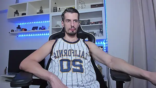 Snapshot of ToddClaytonn chatting on October 15, 7:55 pm ToddClaytonn online show from October 15, 7:55 pm