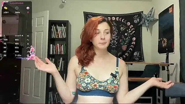 Aria Fields online show from May 27, 2:13 pm