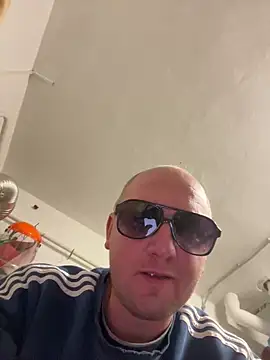 paul daniel online show from December 15, 6:47 pm