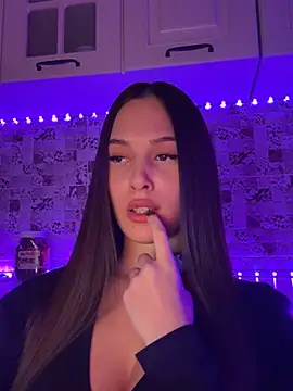 Snapshot of EricaWalls chatting on February 6, 12:22 am EricaWalls online show from February 6, 12:22 am