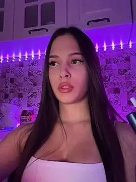 Snapshot of EricaWalls chatting on February 6, 9:28 pm EricaWalls online show from February 6, 9:28 pm