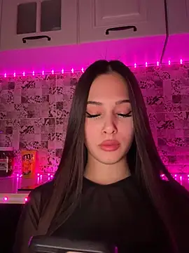 Snapshot of EricaWalls chatting on February 17, 10:38 pm EricaWalls online show from February 17, 10:38 pm