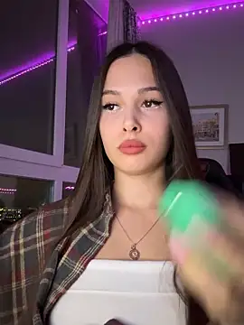 Snapshot of EricaWalls chatting on December 15, 3:51 pm EricaWalls online show from December 15, 3:51 pm