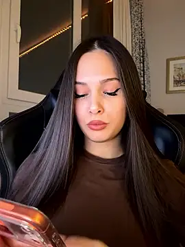 Snapshot of EricaWalls chatting on January 11, 3:30 pm EricaWalls online show from January 11, 3:30 pm