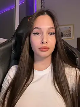 Snapshot of EricaWalls chatting on March 3, 7:21 pm EricaWalls online show from March 3, 7:21 pm