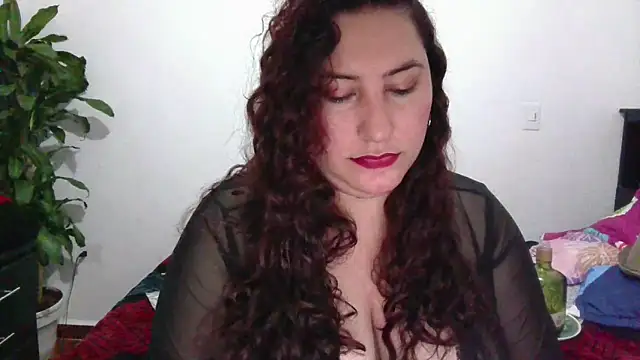 Snapshot of catalina_boobs chatting on February 4, 7:36 am catalina boobs online show from February 4, 7:36 am