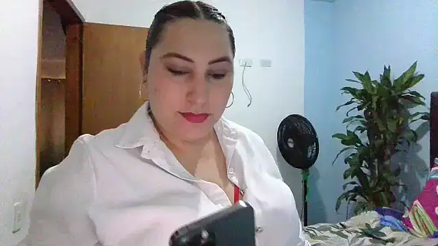 Snapshot of catalina_boobs chatting on February 23, 4:29 pm catalina boobs online show from February 23, 4:29 pm