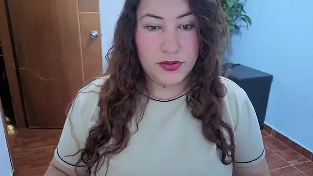 Snapshot of catalina_boobs chatting on June 4, 3:17 pm catalina boobs online show from June 4, 3:17 pm