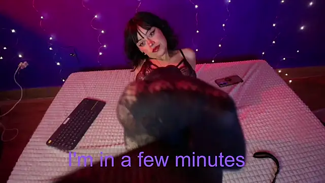 Snapshot of vanelope11 chatting on November 29, 6:52 pm vanelope11 online show from November 29, 6:52 pm