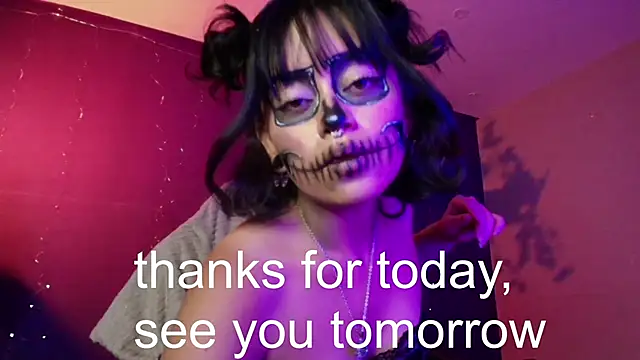 Snapshot of vanelope11 chatting on October 31, 6:48 pm vanelope11 online show from October 31, 6:48 pm